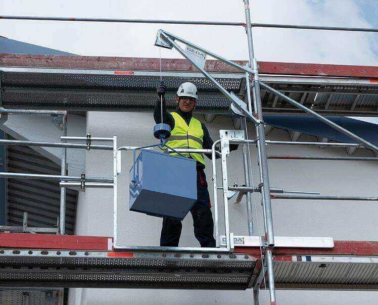 Građevinski lift GEDA za transport ljudi i materijala